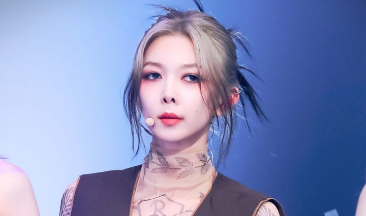 Dreamcatcher's Dami Waves The 