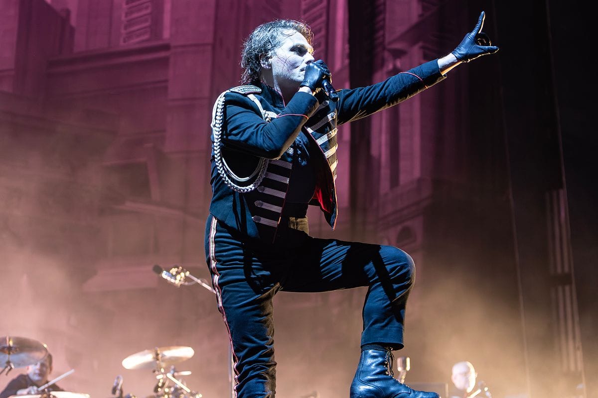 My Chemical Romance Cover A Smashing Pumpkins Classic At Recent San Francisco Show (VIDEO)