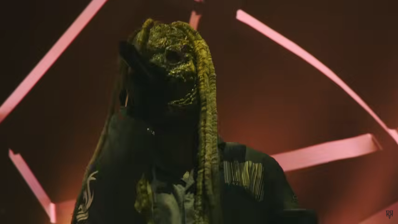 WATCH: Slipknot Whip Resurrection Fest Into Frenzy With "People = Shit"