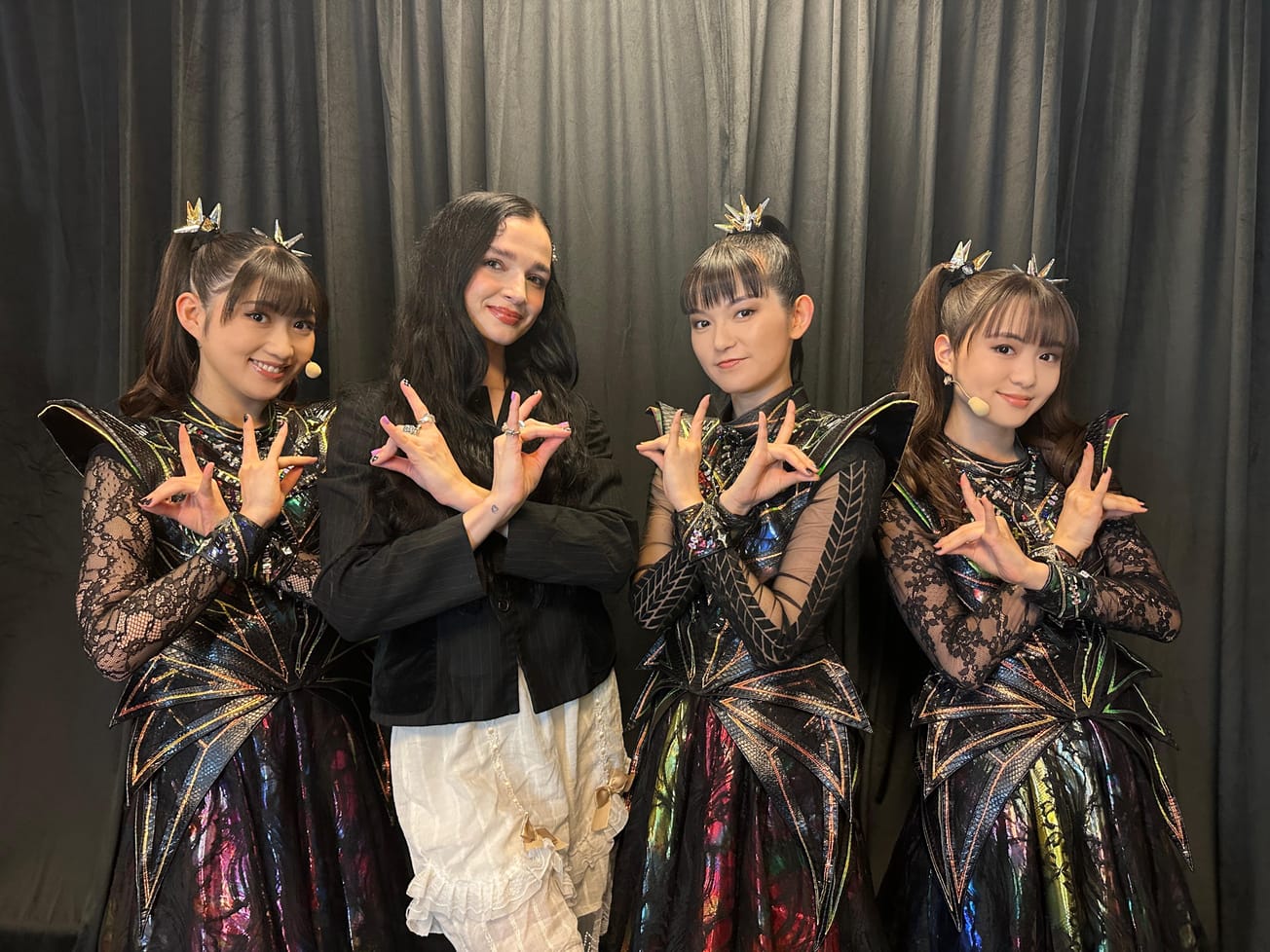 BABYMETAL And Poppy Back Together For Official "from me to u" Live Video