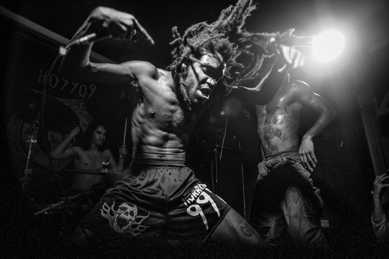 WATCH: Ho99o9 Cover Nine Inch Nails' "March Of The Pigs"
