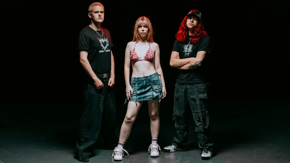 Eville To Open For Alien Ant Farm This Summer