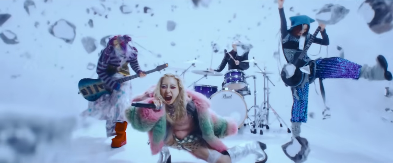 HANABIE. Are "Iconic" In Colorful New Song & MV