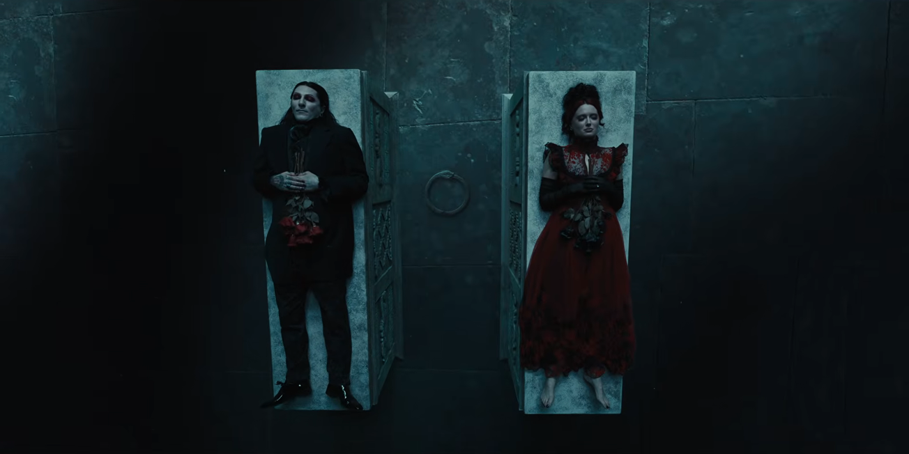 Skylar Grey Joins Motionless In White Onstage For "R.I.P." At Sweat And Blood Tour Kickoff