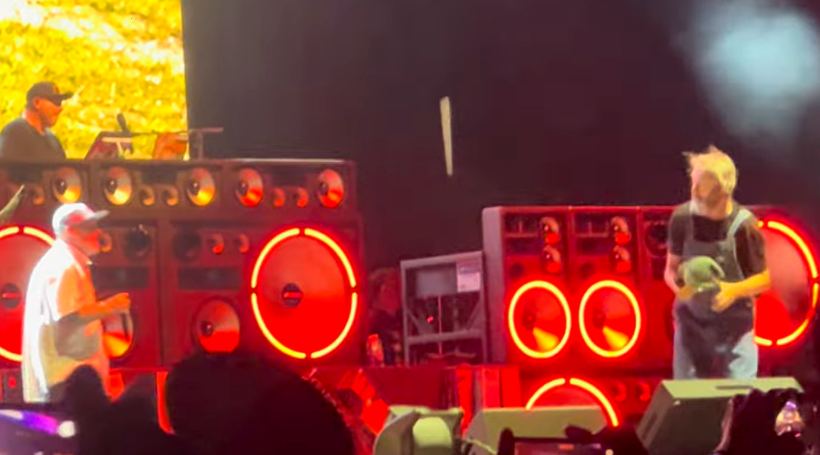 Limp Bizkit Bring Out Tom Green For "Rollin' (Air Raid Vehicle)" At Ottawa Bluesfest