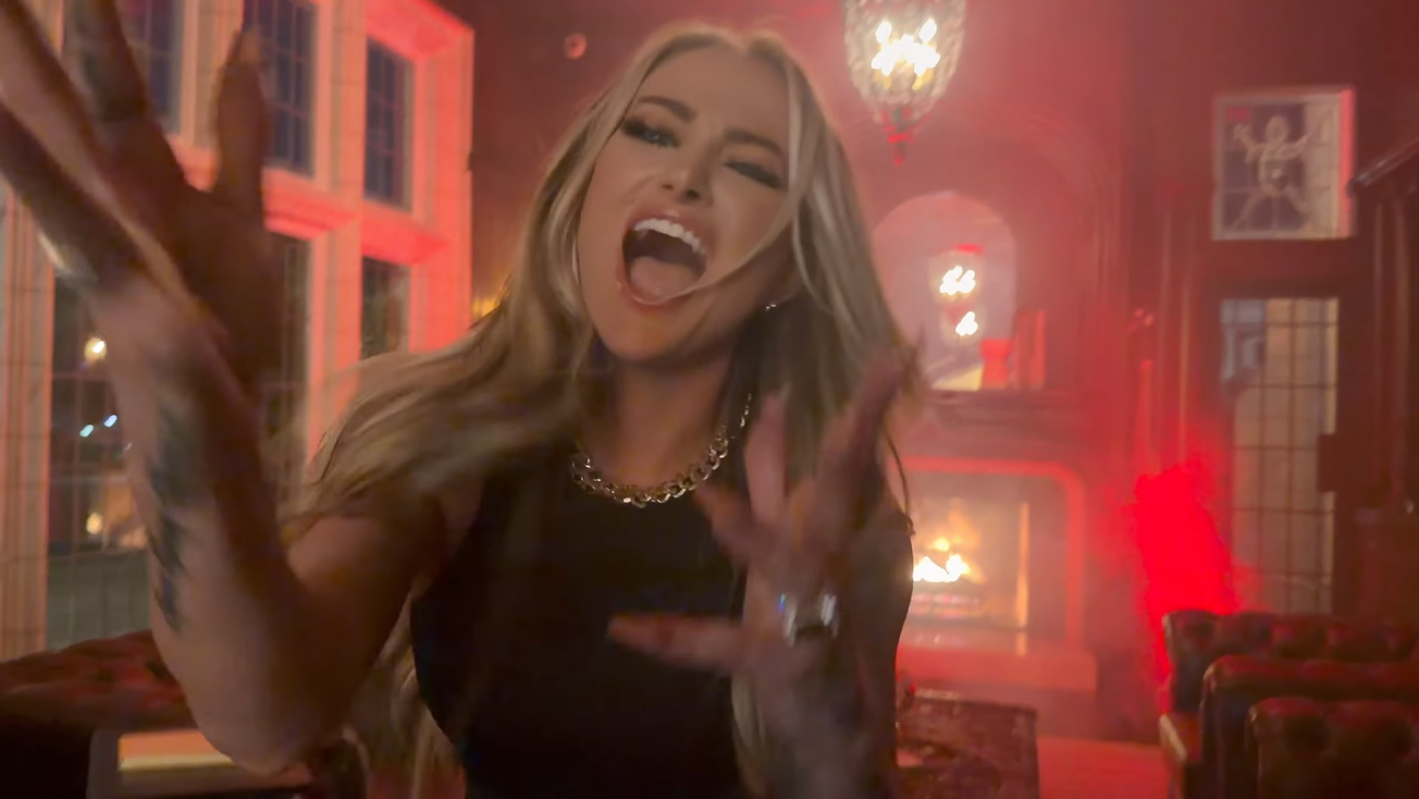 Butcher Babies Drop "Blame It On The Wind" Music Video, Announce New Album 'Nightbloom'